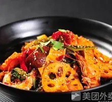 Spicy and Aromatic Hot Pot Flavor