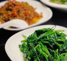 Stir-fried Pea Shoots