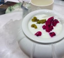 Fresh Fruit Yogurt