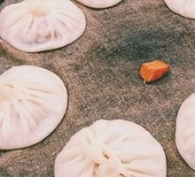 Crab Roe Soup Dumplings