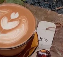 Covered Bowl Australian White