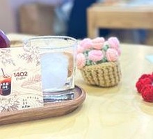 Pineapple Guy's American Style