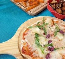 Parma Ham and Pineapple Pizza