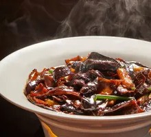 Scallion-Braised Sea Cucumber Rice Bowl