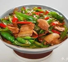 Xiangxi Stir-Fried Pork