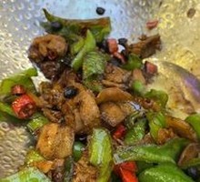 Spicy Stir-Fried Pork with Chili