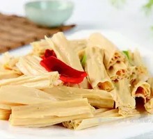 Braised Pork Slices with Dried Tofu Skin