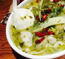 Sour Cabbage with Small Fish (Pangasius)