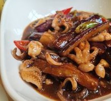 Eggplant Stewed with Octopus