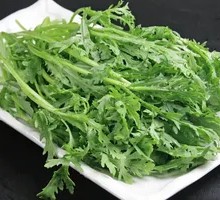 Chinese chrysanthemum greens