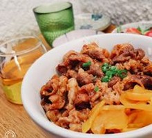 吡嚦咔啦飯便當