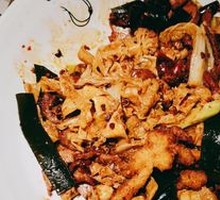 Oil-soaked tofu skin