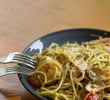 Pesto Shrimp Pasta
