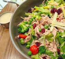 Tuna Mountain Bamboo Shoot Salad Bowl