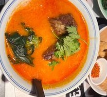 Tomato Herb Soup with Angus Beef Noodles