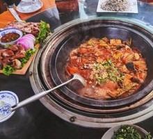 Stewed Fish in Iron Pot