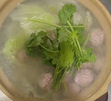 Braised Meatballs in Clay Pot