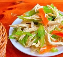 Fermented Bamboo Shoots with Celery