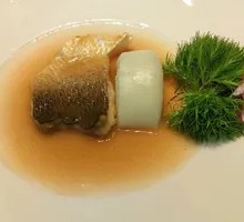 Hairtail and Yellow River Fish