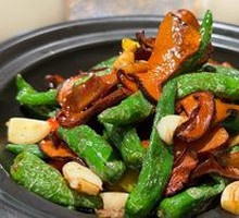 辣炒牛肝菌