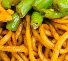 Beijing-style Braised Noodles with Green Beans