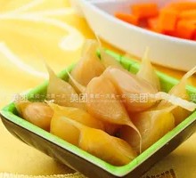 Sweet Pickled Garlic