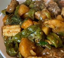 Stewed Spare Ribs with Green Beans and Potatoes