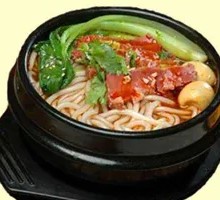 Braised Pork Intestines in Clay Pot