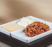 Beijing-style Shredded Pork in Soy Sauce