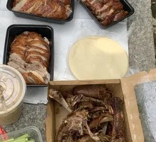 Salt-and-pepper Duck Frame