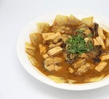 Catfish with Steamed Buns