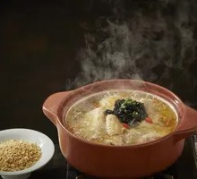 Stone Ear Stir-Fried Rice and Country Chicken Soup