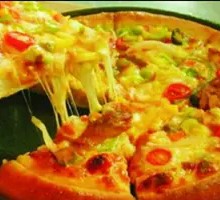 Dongpo Spicy Sausage Pizza