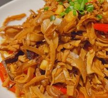 Crispy Bamboo Shoots in Dry Pot