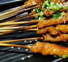 Grilled Lamb Skewers