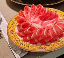 Cold Sliced Grain-Fed Snowflake Beef Rolls