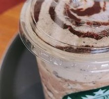 Matcha Cocoa Crunch Frappuccino