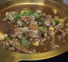 Sauce-Flavored Frog Legs