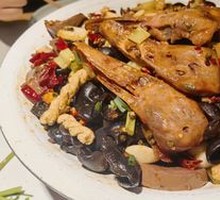 Signature Spicy Duck Head Hot Pot