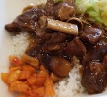 Stewed Pork Ribs with Black Bean and Pepper Rice