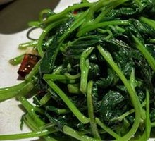 Stir-fried Sweet Potato Leaves