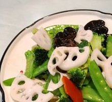 Lotus Pond Stir-Fry