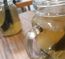 Silver Ear Fungus and Pear Soup