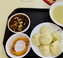 Crispy Fried Dough Rings with Soy Milk