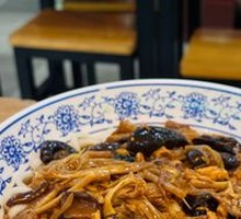 Braised Pork Noodles