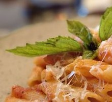 Spicy Tomato Shrimp Noodles