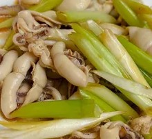 Scallion-braised Baby Squid