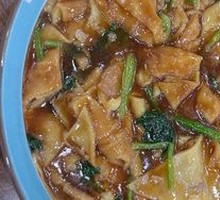 Stir-fried crispy rice cakes