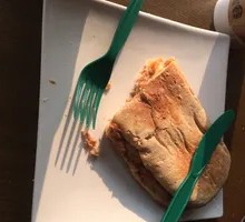 Egg-flavored Tuna Grain Sandwich