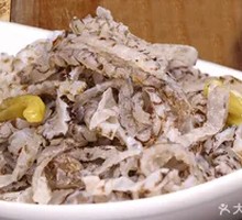 Sichuan-style Pickled Pepper Fish Skin